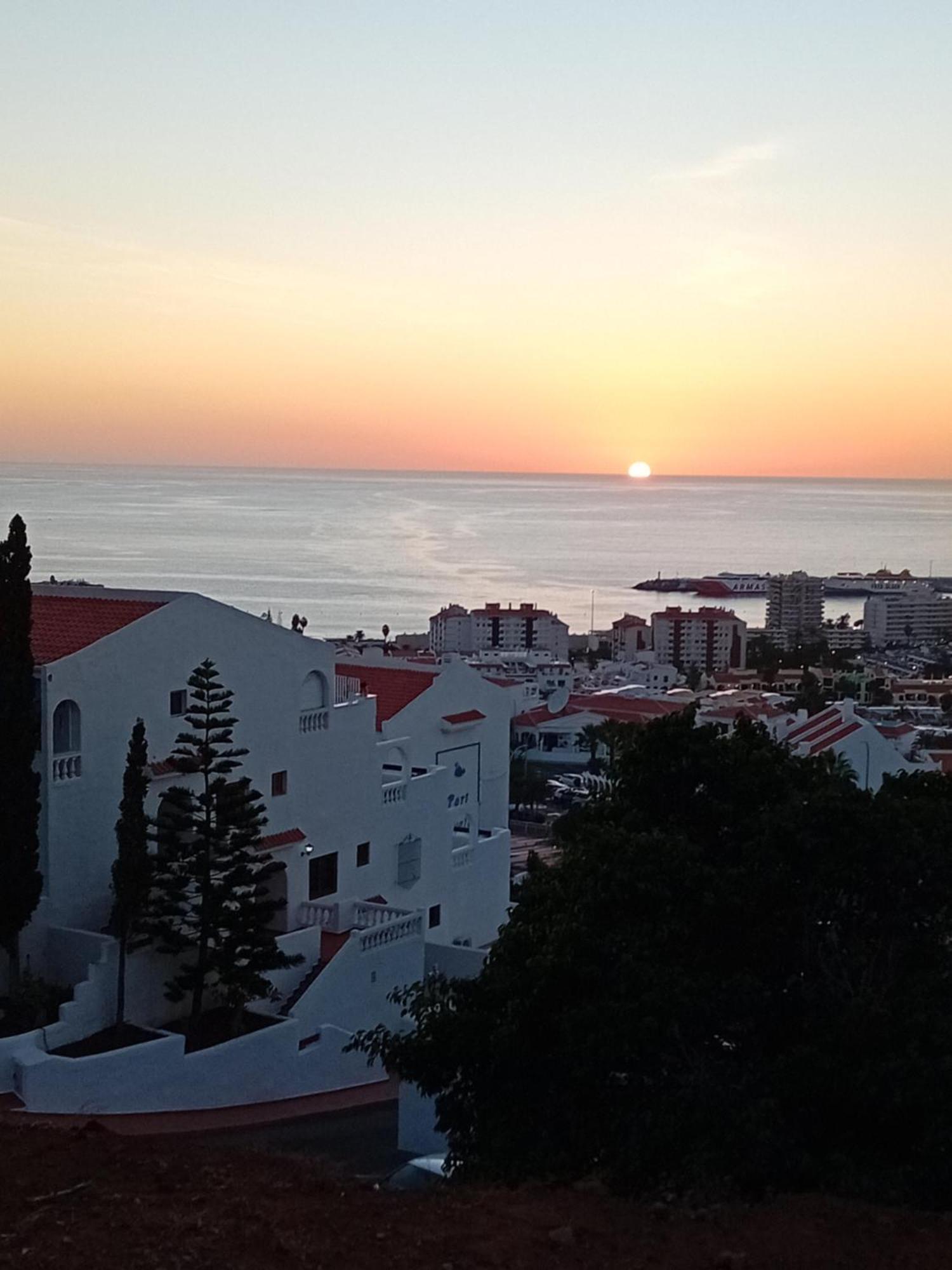 Ocean Dreams Suite Los Cristianos Hill Heated Pool Екстер'єр фото